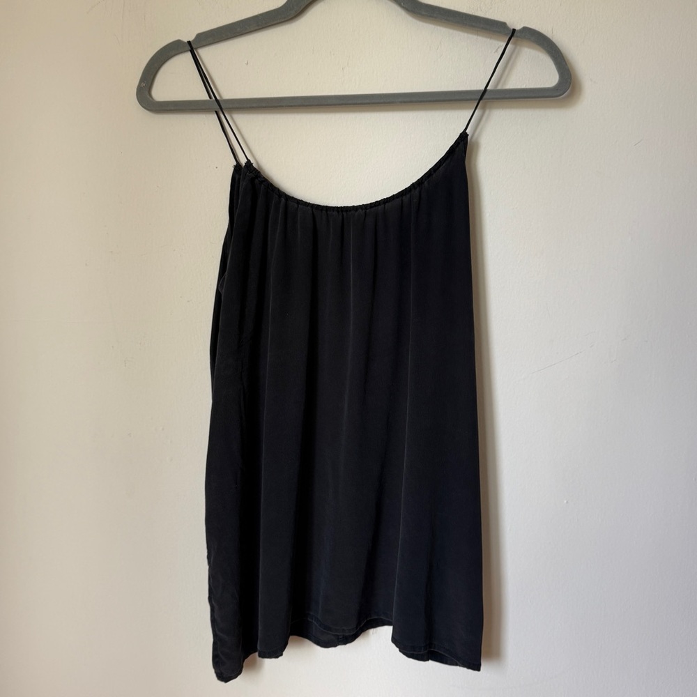 Tucker The Camisole Scoop Neck Cami Tank Top in Black Flowy Spaghetti Strap